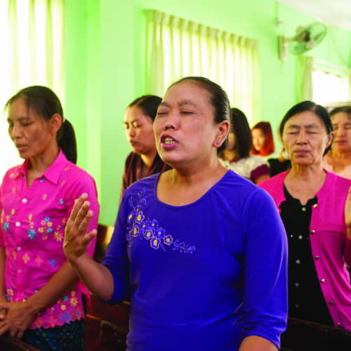 GFA World (Gospel for Asia) Women's Fellowship in prayer 